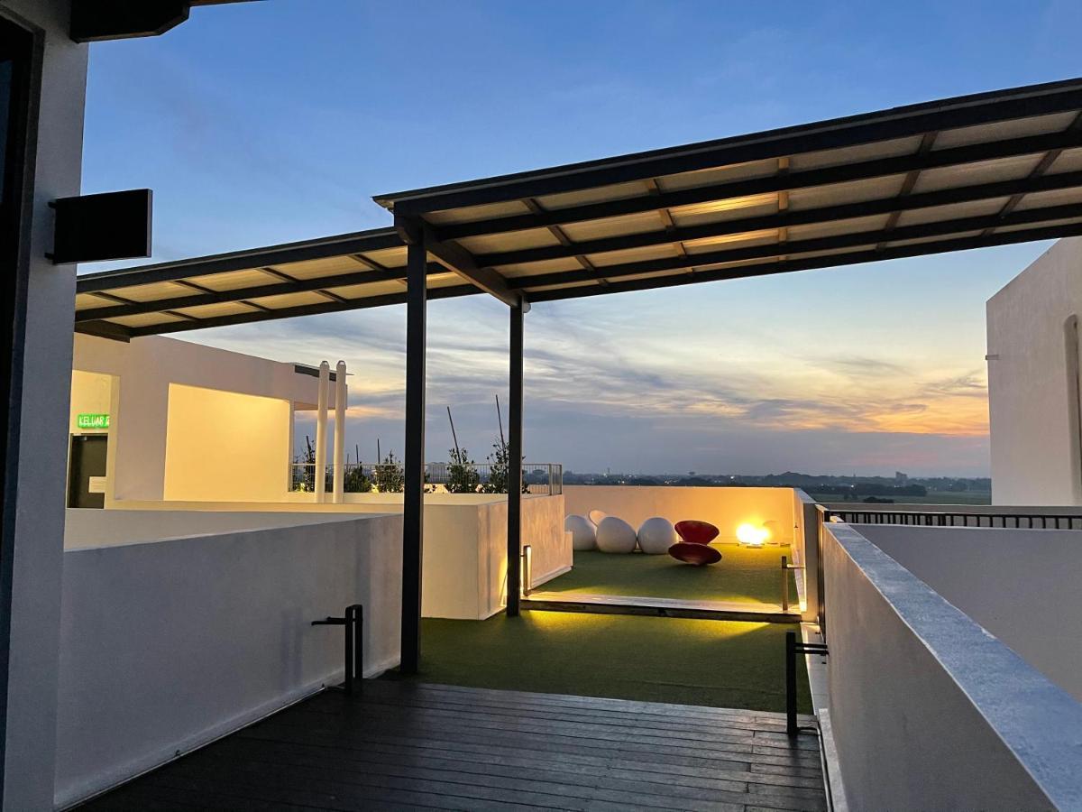 Sky Cafe Penthouse By Myprostay * Alor Setar