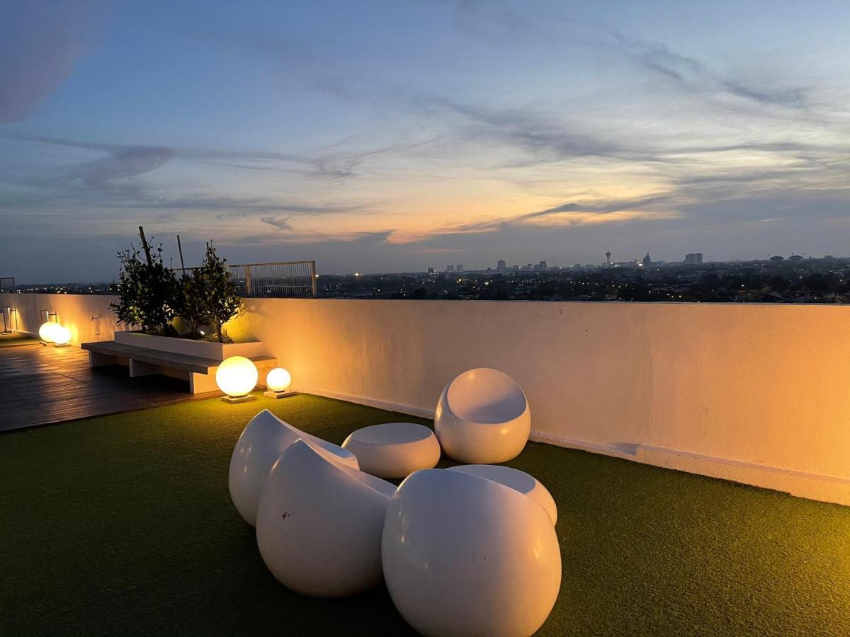 Sky Cafe Penthouse By Myprostay Apartment